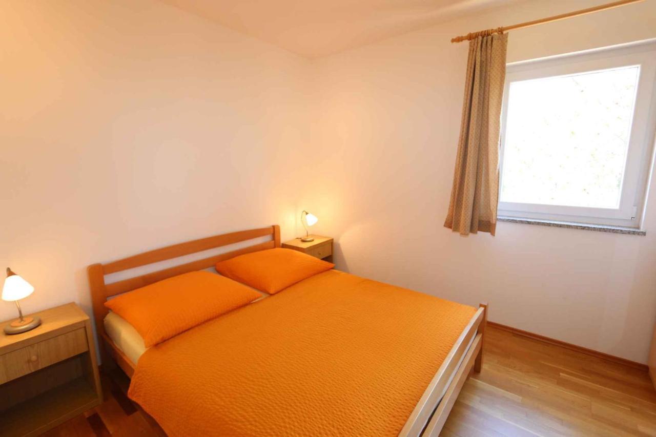 Apartments In Silo/Insel Krk 13430 외부 사진