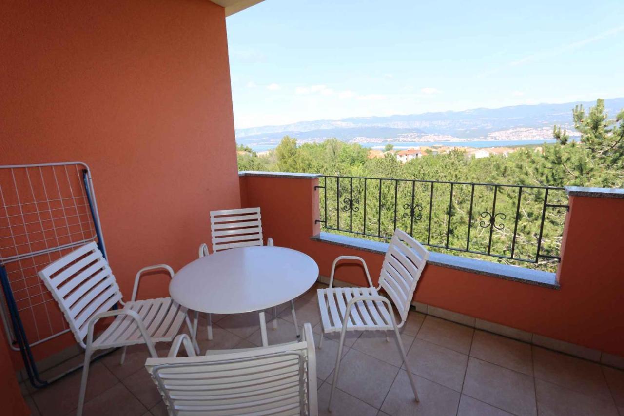 Apartments In Silo/Insel Krk 13430 외부 사진