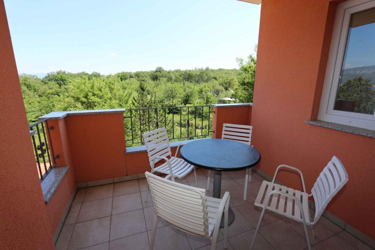 Apartments In Silo/Insel Krk 13430 외부 사진