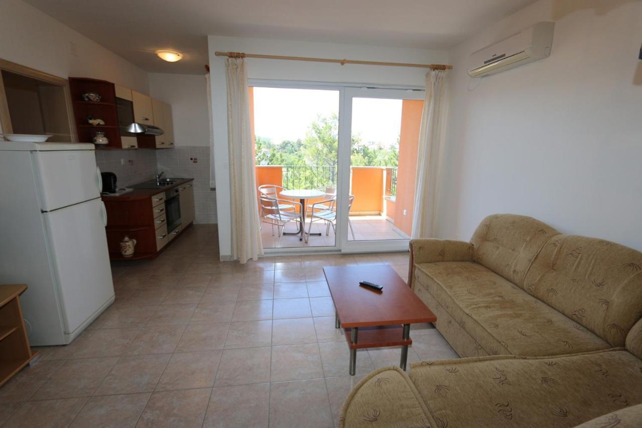 Apartments In Silo/Insel Krk 13430 외부 사진